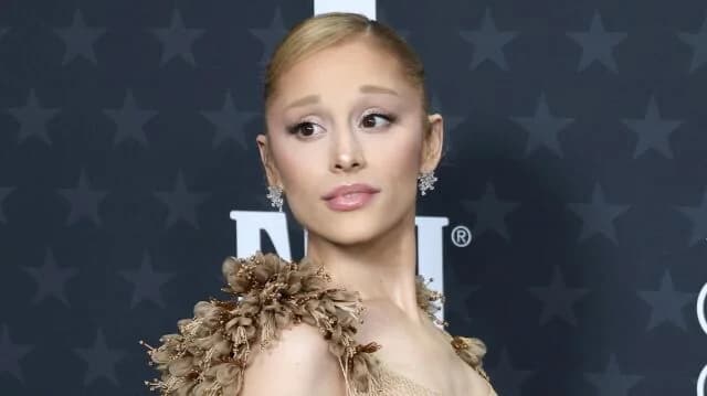 Ariana Grande: Kinderfoto zum 32. Geburtstag