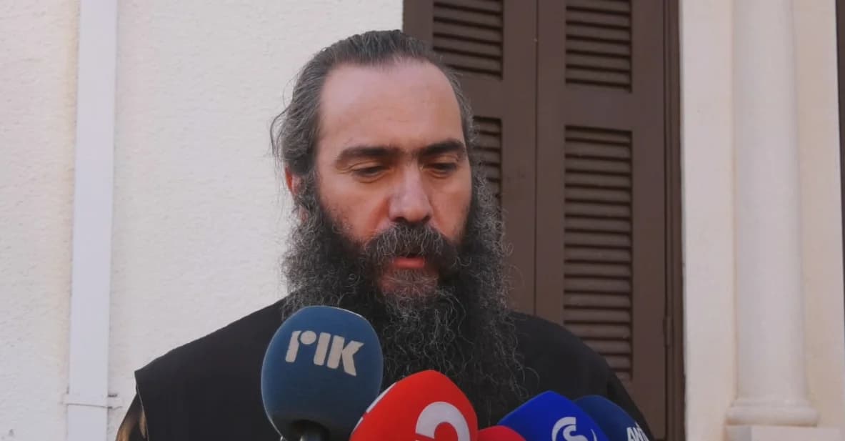 Abogado de Tychikos: Tácticas del Arzobispo Recuerdan al Totalitarismo