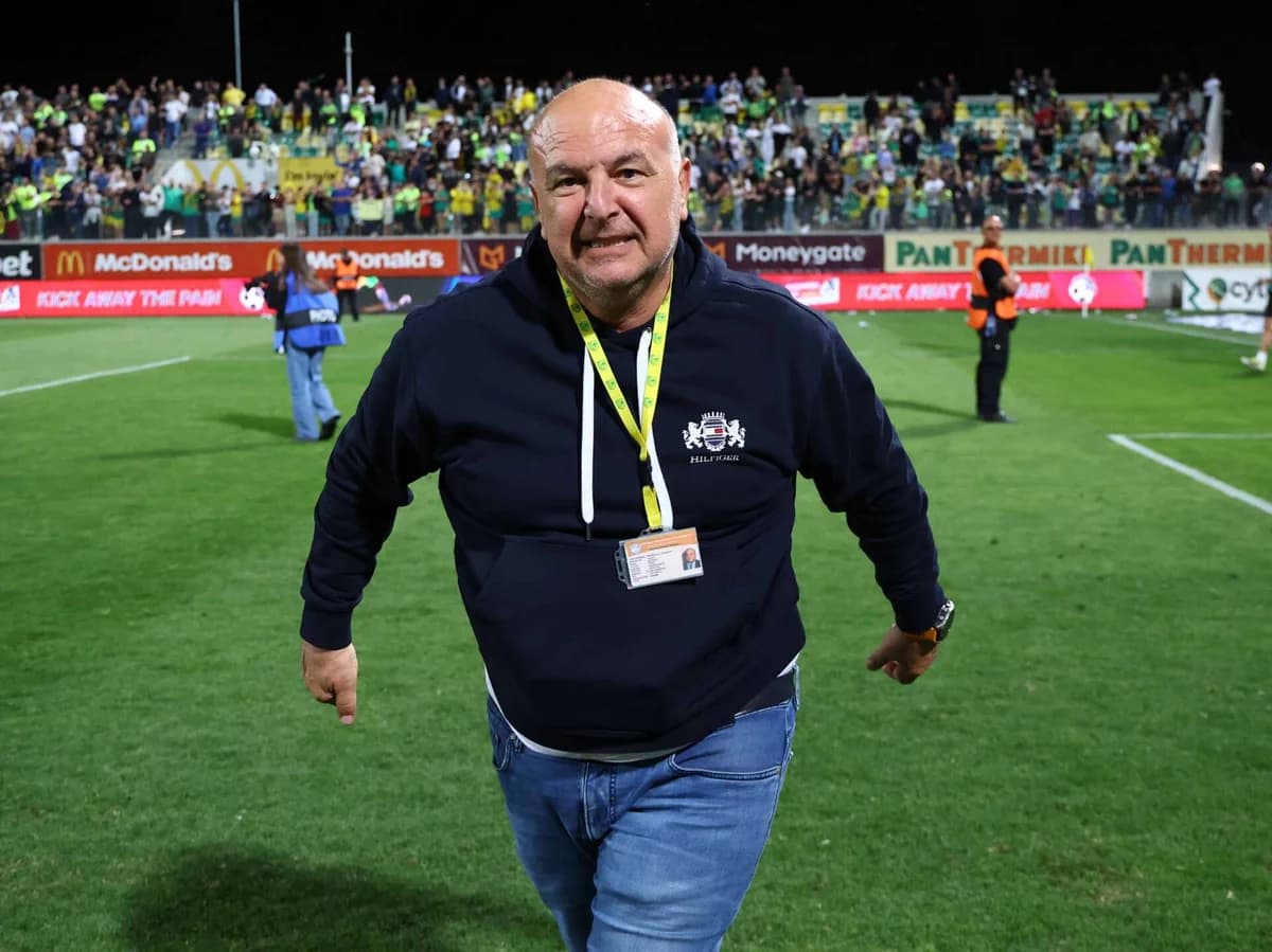 Andros Karapatakis asistirá a los amistosos del AEK Larnaca en Países Bajos