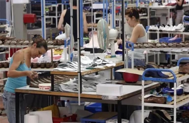 La producción industrial aumenta un 3% en abril de 2025