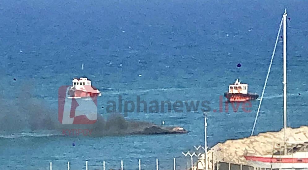 Larnaka: Verhinderung der Schadstoffausbreitung nach Schiffsuntergang