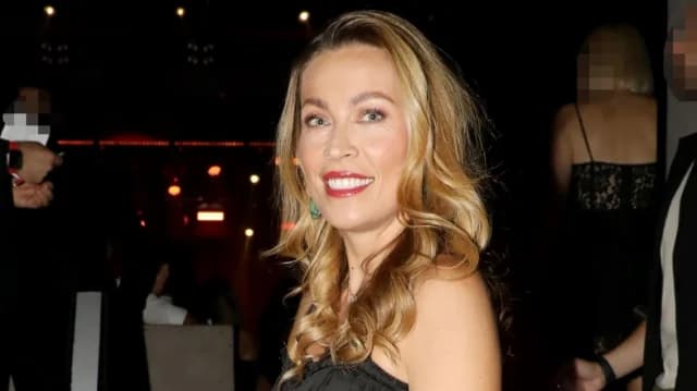 Marietta Chrousala: Foto de infancia con su hermano