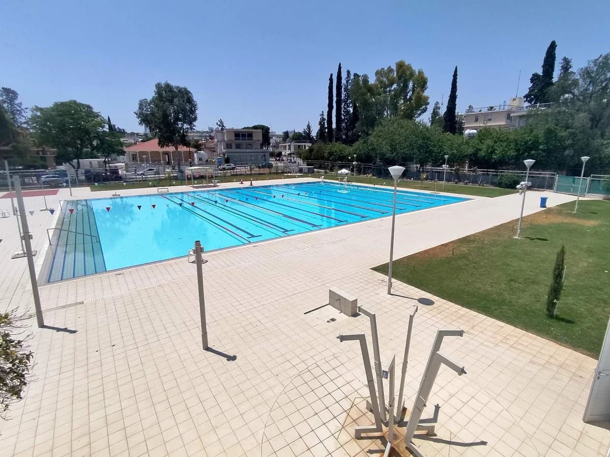 Nicosia: High Attendance at "Lellos Pool"