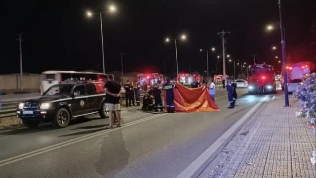 Athens-Lamia Highway: Volunteer Firefighter Hit by Car