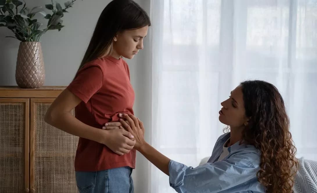 גיל ההתבגרות: תזונה ועיכוב הווסת הראשונה