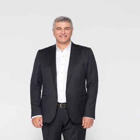 Vladimiros Kyriakidis: Finanzmanagement und Theater