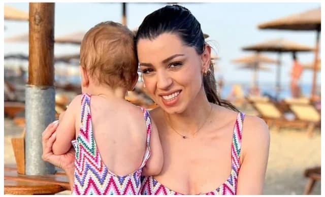 Klelia Giasemidou: Boda con Petros Athanasiou, ayuda de su hija