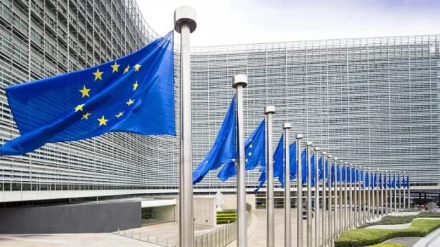 Η ΕΕ παρατείνει τις κυρώσεις κατά της Ρωσίας έως τον Ιανουάριο του 2026