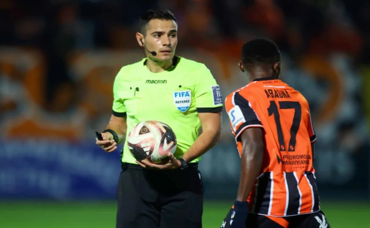 Árbitros chipriotas dirigirán el partido CFR Cluj-Paksi de la Europa League