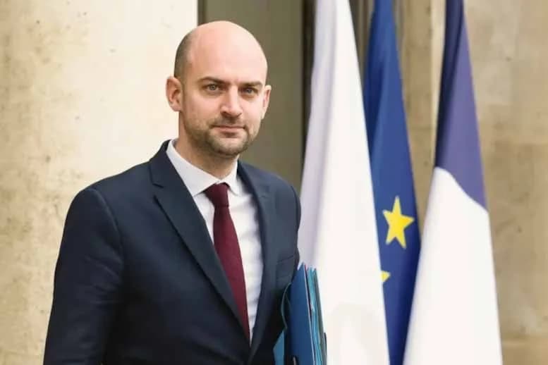 צרפת: ייתכן חידוש הסנקציות על איראן עקב תוכנית הגרעין
