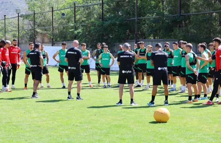 Omonia: Preparación en Polonia con Berg