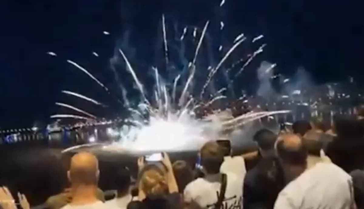 Deutschland: Verletzte bei Feuerwerksfestival in Düsseldorf