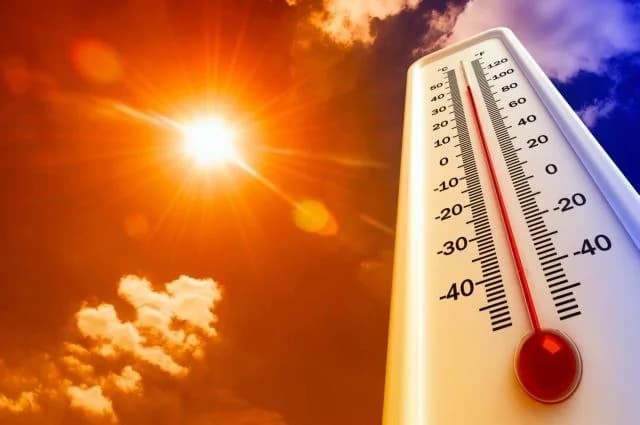 Athens Opens Seven Air-Conditioned Spaces Due to Heatwave