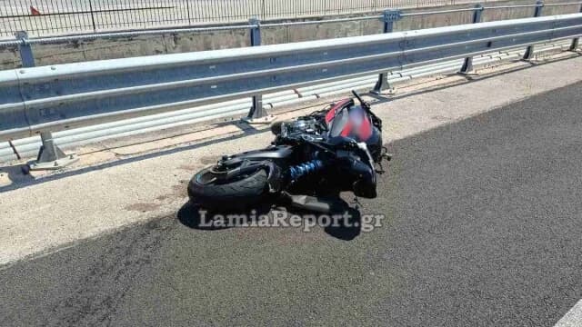 Fatal Accident on Athens-Lamia Highway: Motorcyclist Dead