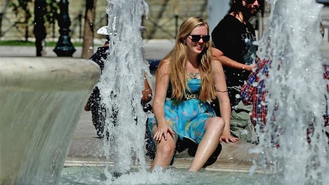 Ola de calor: Primeros 43°C en Tesalia - Medidas y pronósticos