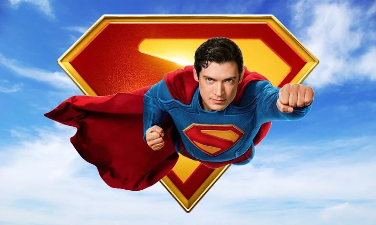 'Superman' supera los $400 millones en taquilla mundial