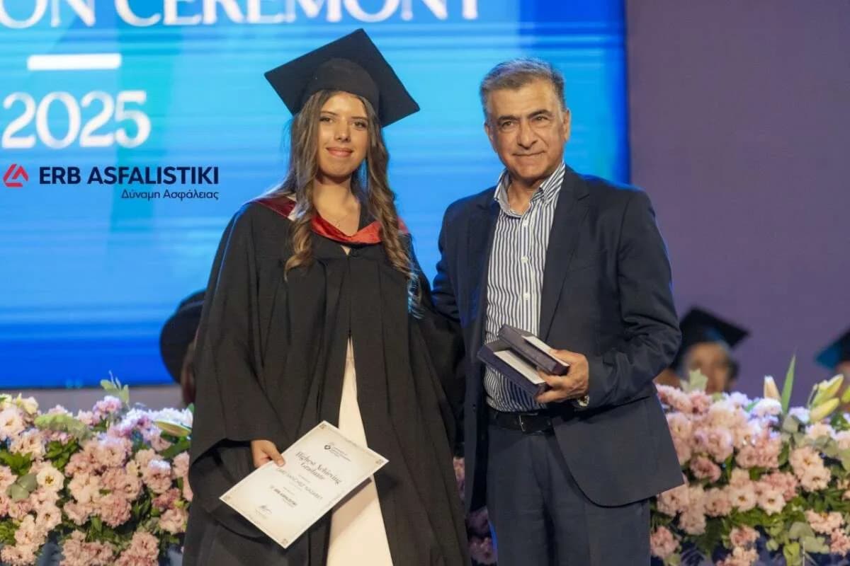 ERB ASFALISTIKI поддерживает передовые достижения и награждает выпускников UCLan на Кипре