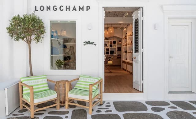 Longchamp eröffnet Boutique in Mykonos