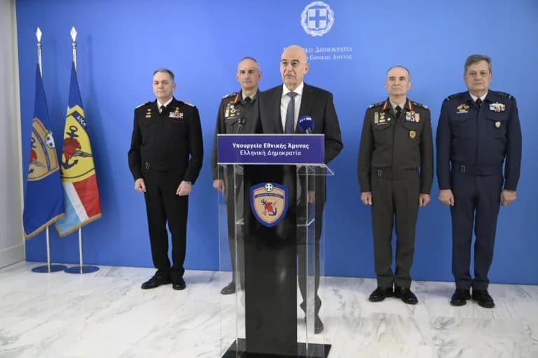 Dendias Announces Reforms and Increased Soldier Pay