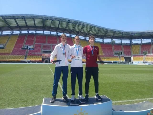 Alivizatos gewinnt Gold beim Olympischen Jugendfestival