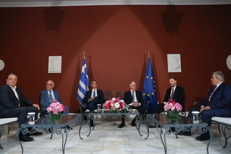Famellos a Mitsotakis: "El gobierno justifica las acusaciones"