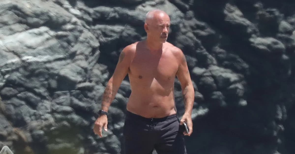 Eros Ramazzotti: Urlaub und Sonnenbaden in Mykonos