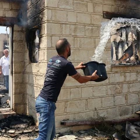 Кипр: Пострадавшие от пожара продолжают размещаться во временных убежищах