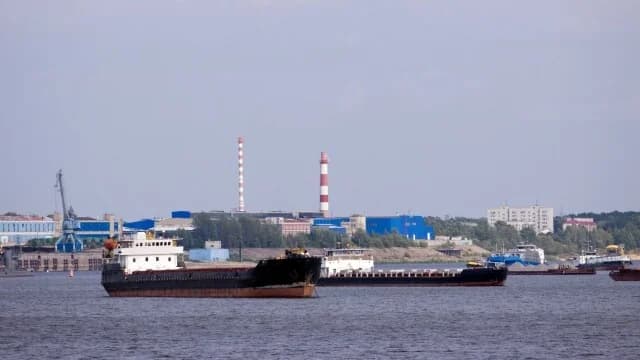 Новые санкции ЕС против России: влияние на судоходство и греческих судовладельцев
