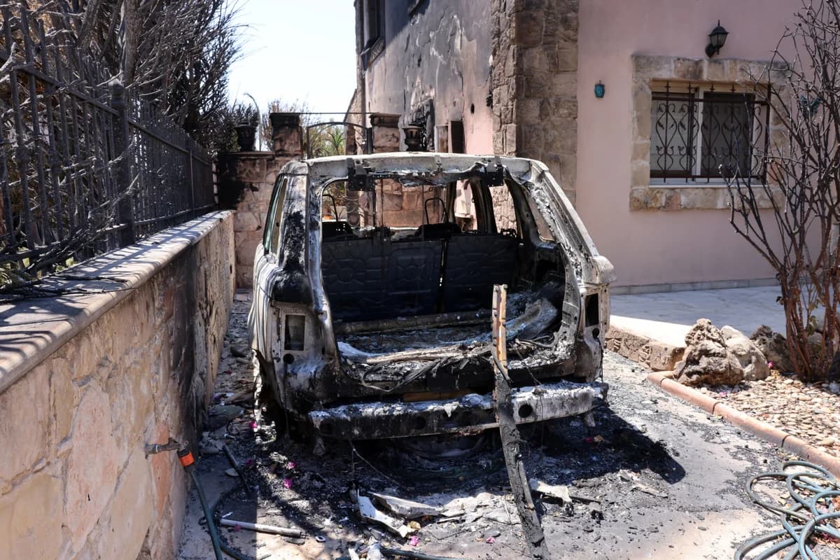 Incendios en Limassol: Casi 200 casas destruidas, 120 vehículos dañados