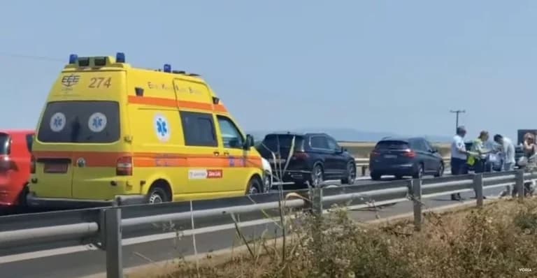 Τροχαίο ατύχημα στην Εθνική Οδό Θεσσαλονίκης-Νέων Μουδανιών – Μποτιλιάρισμα