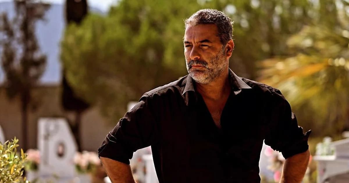 Βασίλης Μπισμπίκης: Συγκινητική ανάρτηση για την αποφοίτηση της Μελίνας Νικολαΐδη