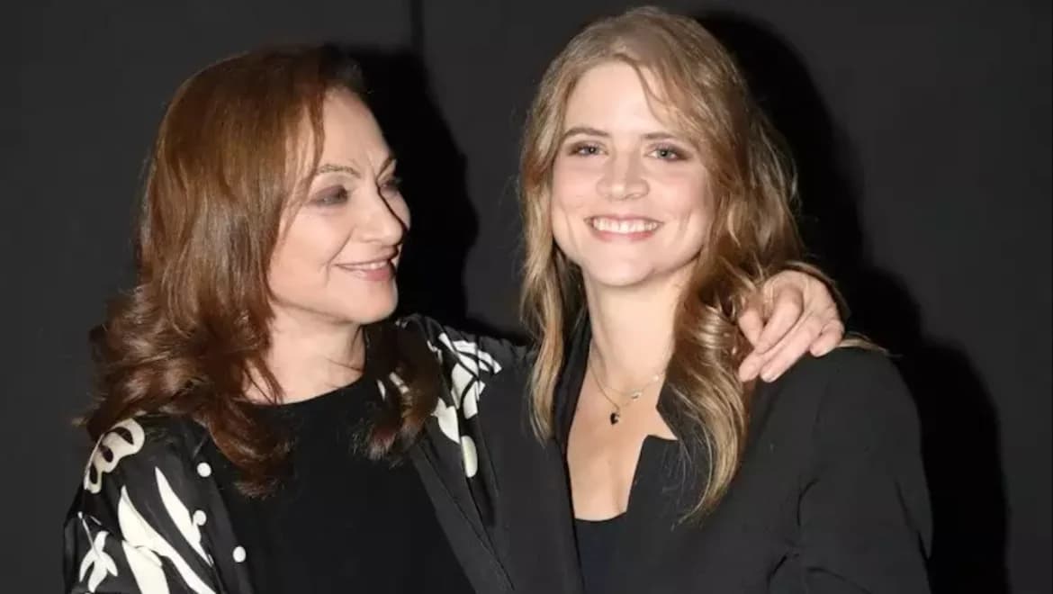 Danae Michalaki: De vacaciones en Amorgos con su suegra, Filareti Komninou