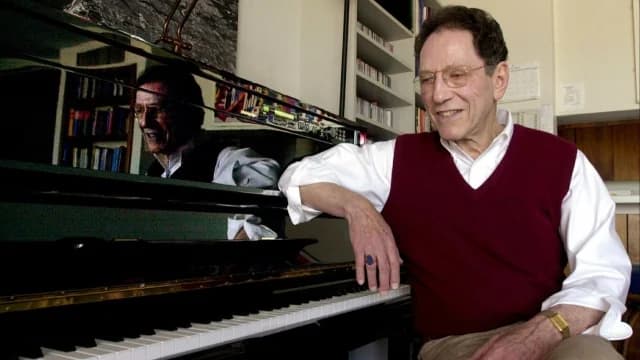 Том Лерер, автор сатирических песен и математик, скончался в возрасте 97 лет
