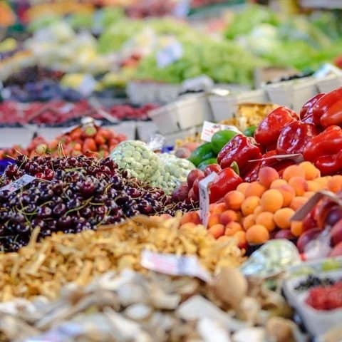 Hohe Obst- und Gemüsepreise: Verbraucher tragen die Kosten