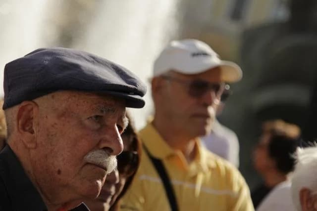 קרן המטבע הבינלאומית: שני פתרונות לנטל הכלכלי של אוכלוסיות מזדקנות