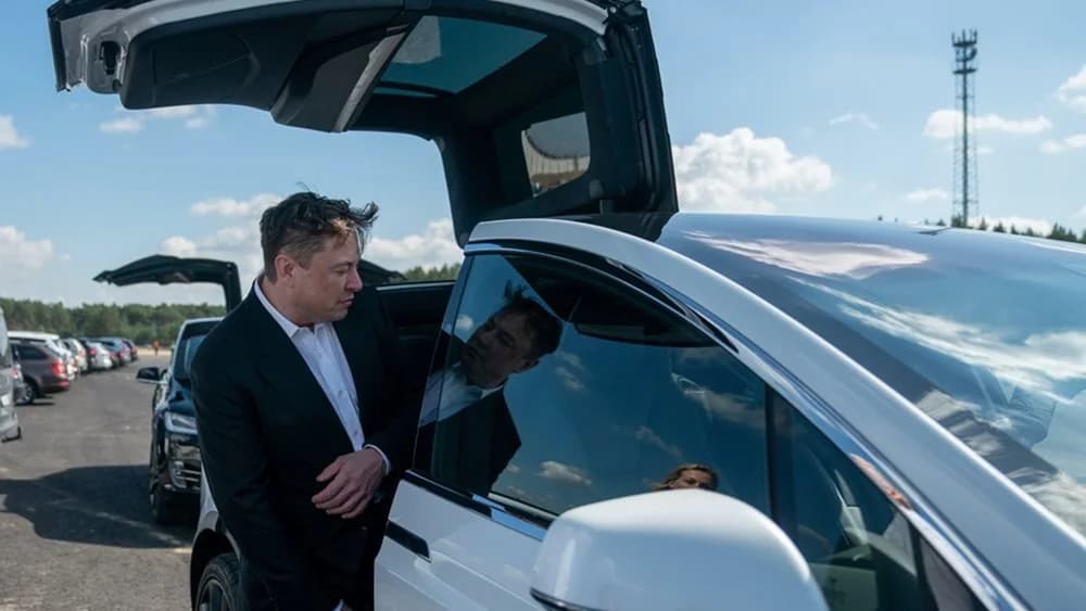 Tesla και Samsung: Συμφωνία 16,5 δισ. δολαρίων για AI Chips