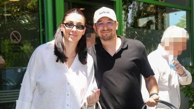 Valeria Hopsounidou: Sale de la Maternidad con su Hijo