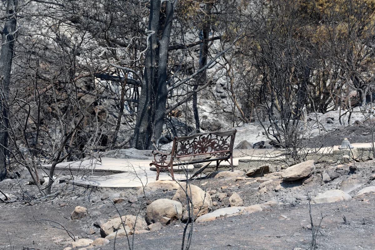 El suministro de agua vuelve a la normalidad en las zonas afectadas por el fuego en Limassol