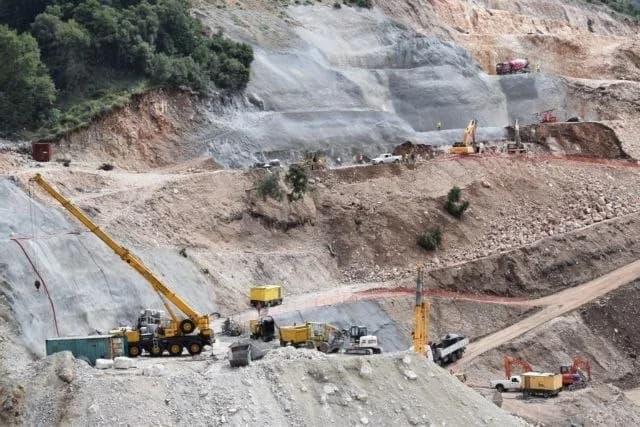马其顿和色雷斯完成采石场测绘