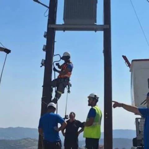 Langwieriger Prozess der Wiederherstellung der Stromversorgung in den vom Brand betroffenen Gebieten von Limassol
