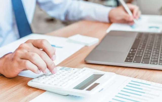 DYPA: Cerradas las solicitudes para 700 empleos en Macedonia Occidental