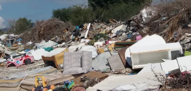 Αν. Θεοδοσίου: Τεράστιο πρόβλημα οι παράνομοι σκυβαλότοποι στην Κύπρο