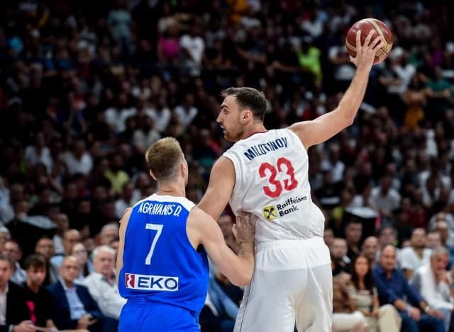 Μιλουτίνοφ: «Το EuroBasket έχει ξεχωριστή θέση στην καρδιά μου»