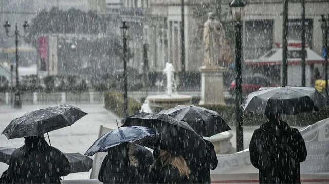 אזהרת מזג אוויר: סופות ורוחות חזקות החל מחמישי