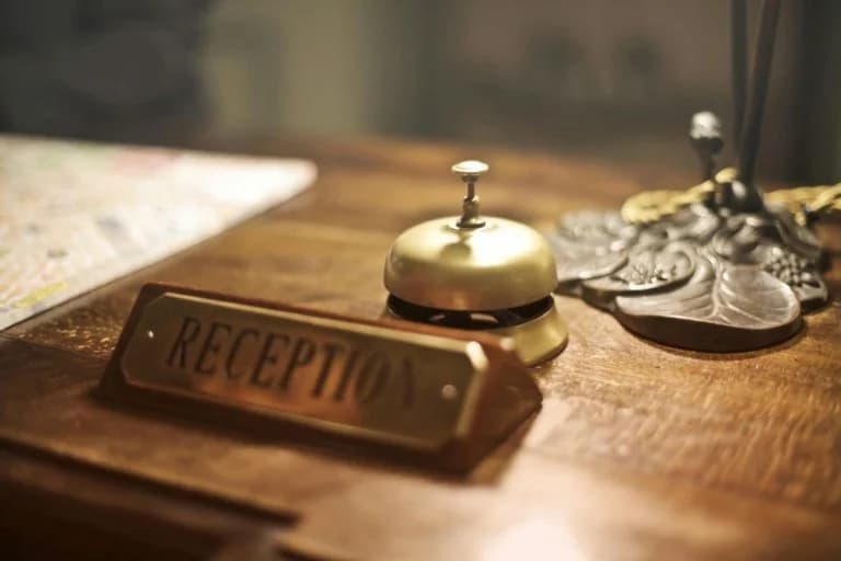 Cámara de Hoteleros Griegos: Más de 10.000 hoteles europeos contra Booking.com