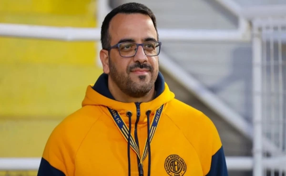 AEL Limassol: Makris verlängert, Stürmersuche