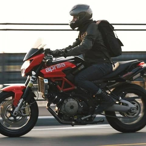 Выплата субсидий на защитное снаряжение для мотоциклистов до конца августа