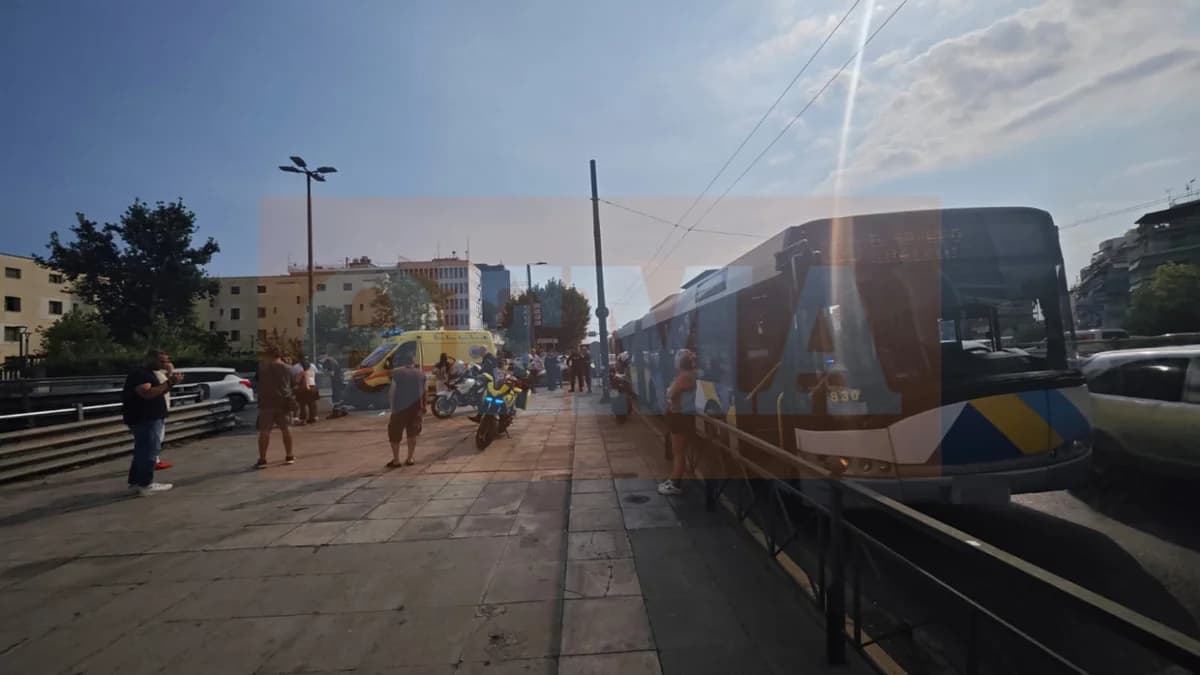 אוטובוס התנגש ברכב בשדרות סינגרו: 6 פצועים