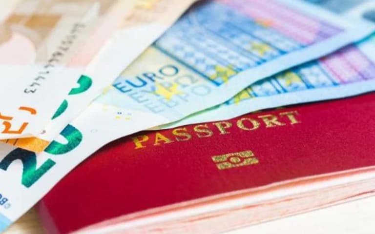 Golden Visa: Μείωση αιτήσεων και αλλαγές στην αγορά ακινήτων