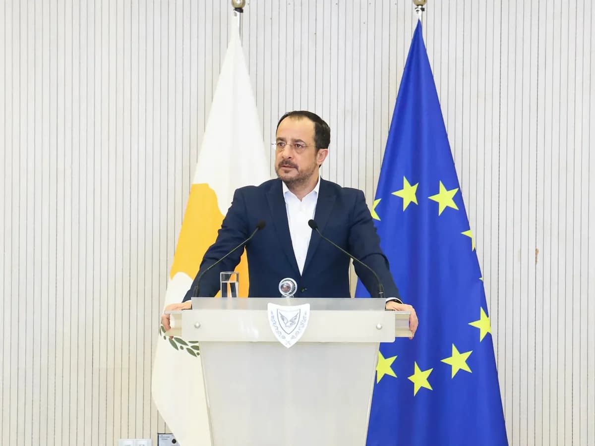 Πολλαπλές συντάξεις: Οι αναπομπές του Προέδρου και οι προτάσεις